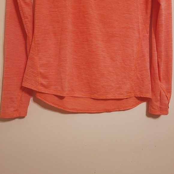 Athleta | Women's Orange Ribbed Cadence Workout Long Sleeve Tee (Size Medium) - Picture 9 of 11